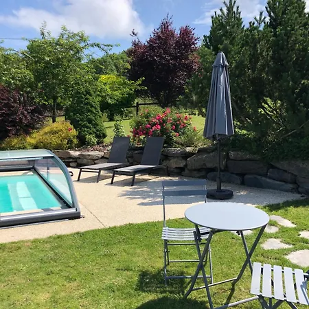 La Bergerie Les Pierres Du Chomeil Hébergement de vacances *