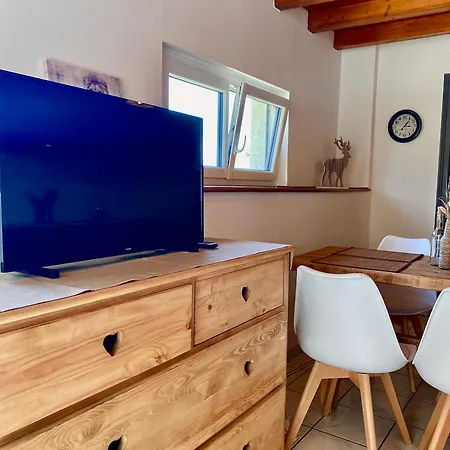 La Bergerie Les Pierres Du Chomeil Hébergement de vacances *