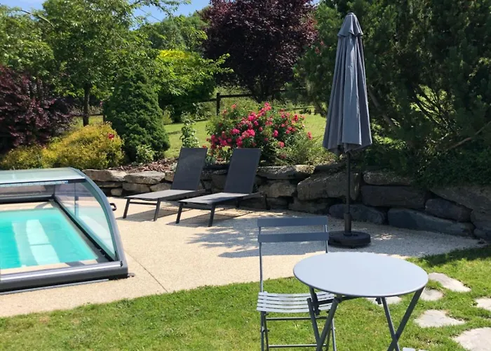 La Bergerie Les Pierres Du Chomeil Hébergement de vacances *